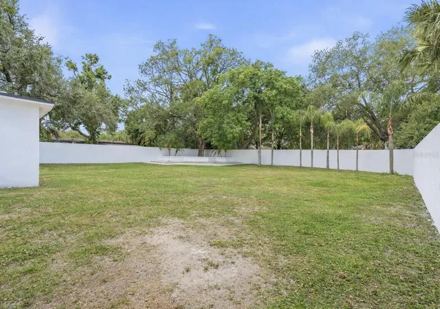Homes for sale in Tampa, FL | 4909 S Zion St, Tampa, FL 33611 | MLS# TB8494688