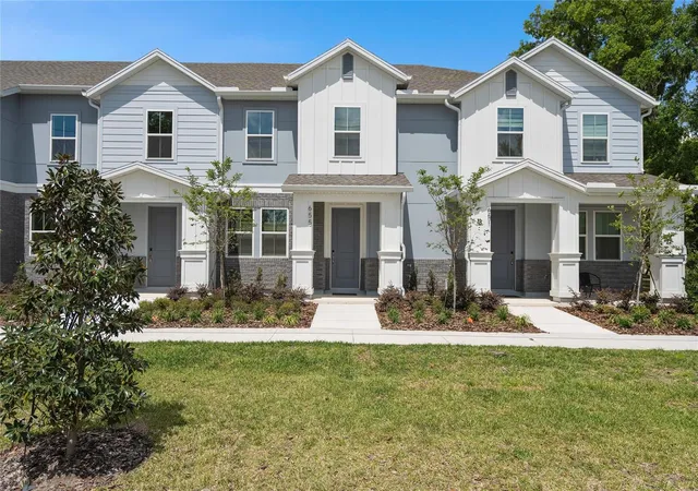 1st image of 655 Clark St, Oviedo, FL 32765 | MLS# O6396845