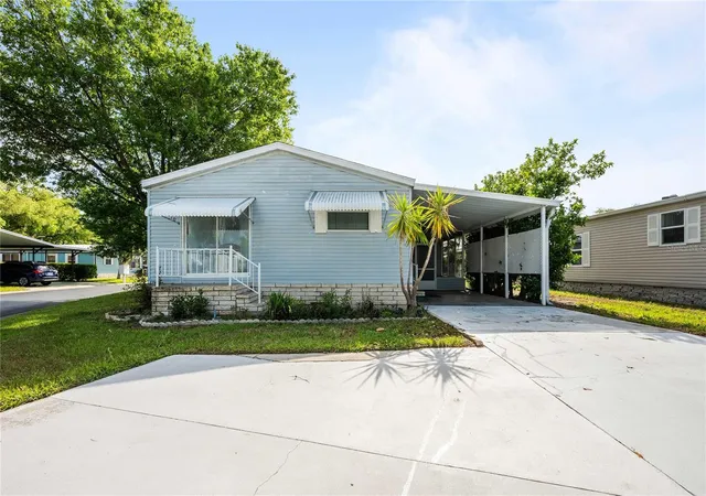 3rd image of 3210 Hickory Dr, Wesley Chapel, FL 33543 | MLS# TB8494702