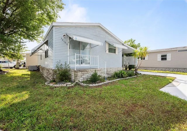 5th image of 3210 Hickory Dr, Wesley Chapel, FL 33543 | MLS# TB8494702