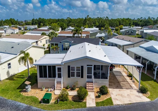 Homes for sale in Port Charlotte, FL | 1000 Kings Hwy #175, Port Charlotte, FL 33980 | MLS# C7524414