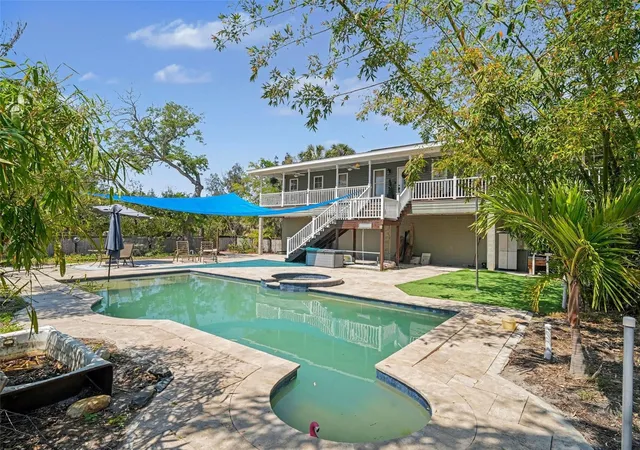 Homes for sale in Terra Ceia, FL | 1740 Bayshore Dr, Terra Ceia, FL 34250 | MLS# TB8494733