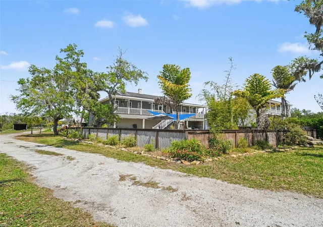 Homes for sale in Terra Ceia, FL | 1740 Bayshore Dr, Terra Ceia, FL 34250 | MLS# TB8494733