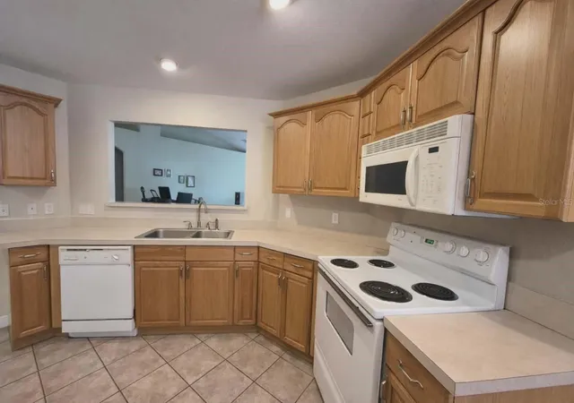 4th image of 14396 Sw 19Th Pl, Ocala, FL 34481 | MLS# OM722288