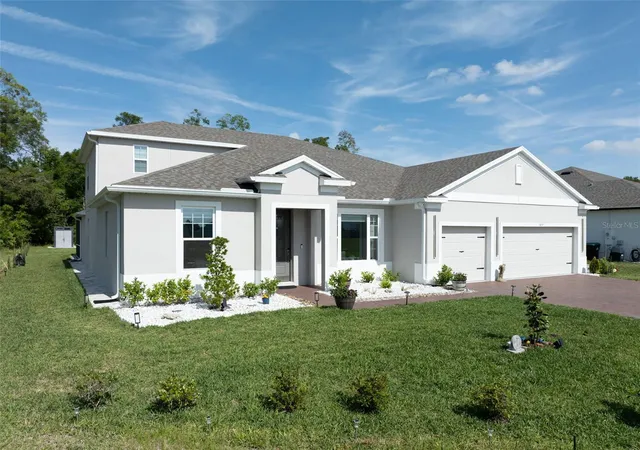 Photo 3 of Single family home for sale at 5897 Sierra Crown St, Mount Dora, FL 32757 | MLS# G5110682 | Listing updated on 2026-10-01