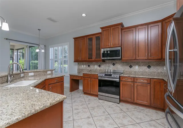 Photo 4 of Single family home for sale at 16022 Golden Lakes Dr, Wimauma, FL 33598 | MLS# TB8494765 | Listing updated on 2026-10-28