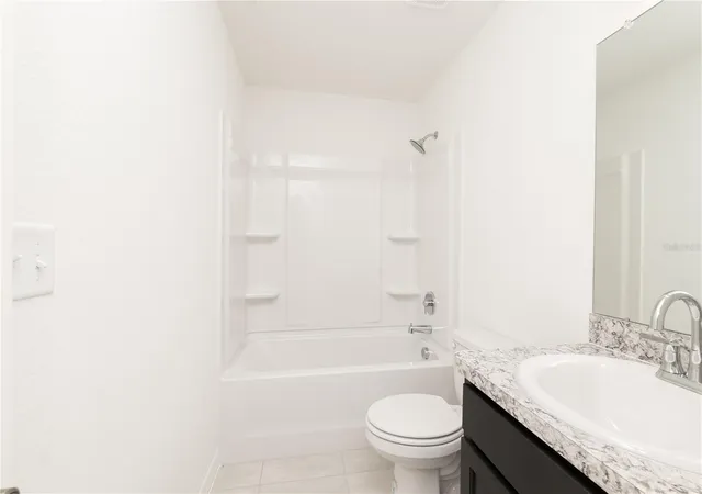 Photo 3 of Single family home for sale at 1168 Bishop St, Avon Park, FL 33825 | MLS# R4911010 | Listing updated on 2026-09-24