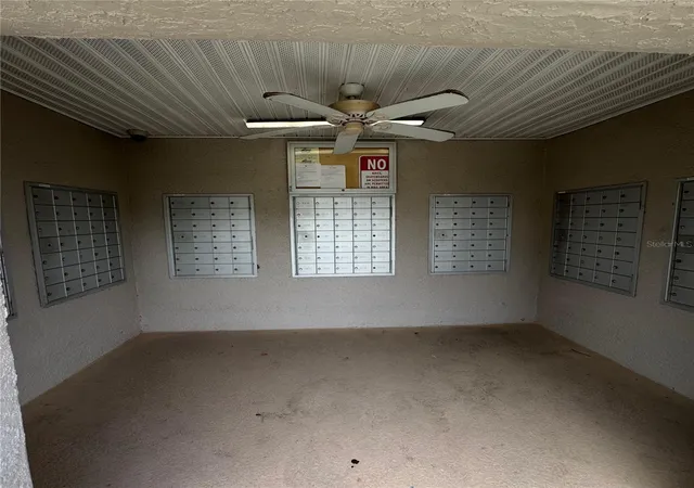 23rd image of 306 Kensington Lake Cir, Brandon, FL 33511 | MLS# S5147304