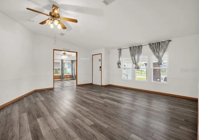 Photo 3 of Manufactured home for sale at 4114 Myrtle Oak Ct #852, Zellwood, FL 32798 | MLS# O6396909 | Listing updated on 2026-10-04