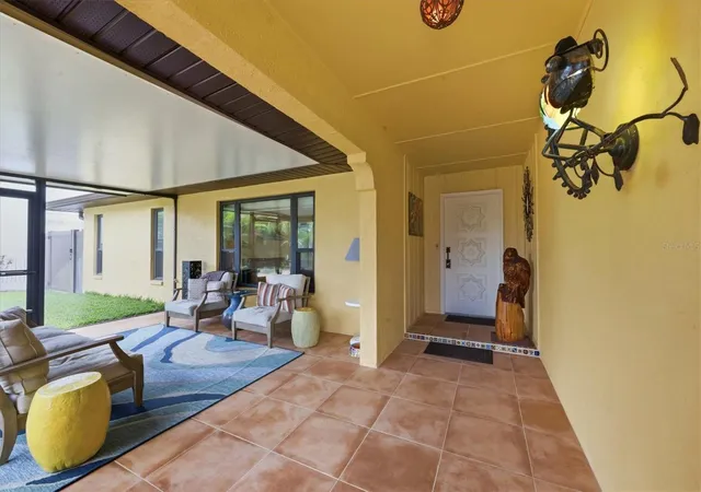 5th image of 440 W Gate Dr, Venice, FL 34285 | MLS# N6143790