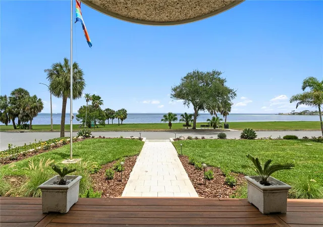Photo 3 of Single family home for sale at 1803 Beach Dr Se, St Petersburg, FL 33705 | MLS# TB8494837 | Listing updated on 2026-10-11