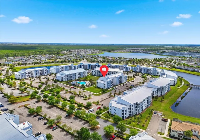 Listing Photo 4 - Condo for sale in building located at 3120 Paradox Cir, KISSIMMEE, FL 34746 - Unit #302