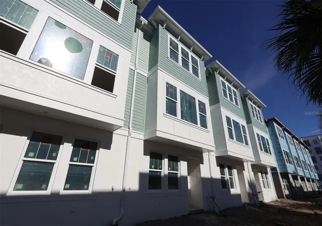 Homes for sale in St Petersburg, FL | 470 31st Wy N, St Petersburg, FL 33713 | MLS# TB8494876