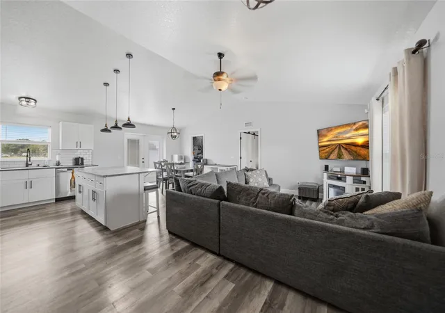 5th image of 1601 Se Sheila Dr, Arcadia, FL 34266 | MLS# C7524451