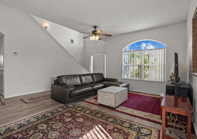 Photo 3 of Single family home for sale at 5500 Willow Bnd Trl, Kissimmee, FL 34758 | MLS# S5147335 | Listing updated on 2026-07-29