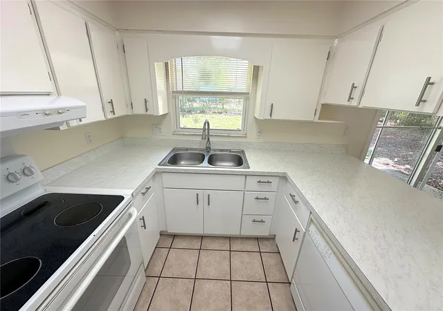Photo 4 of Single family home for sale at 4146 NW 30th Terrace, Gainesville, FL 32605 | MLS# GC539225 | Listing updated on 2026-10-06