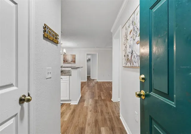 Listing Photo 5 - Condo for sale in building located at 18001 Richmond Pl Dr, Tampa, FL 33647 - Unit #1030