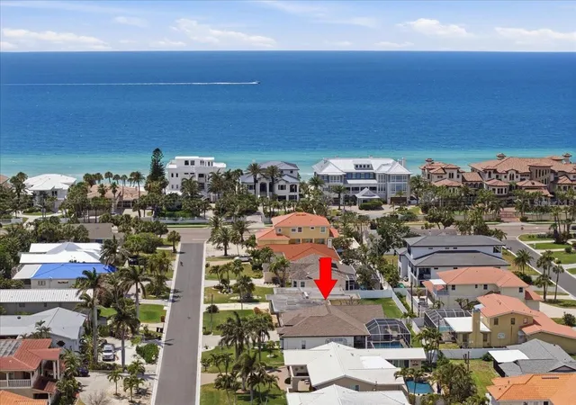 3rd image of 109 16Th St, Belleair Beach, FL 33786 | MLS# TB8494914