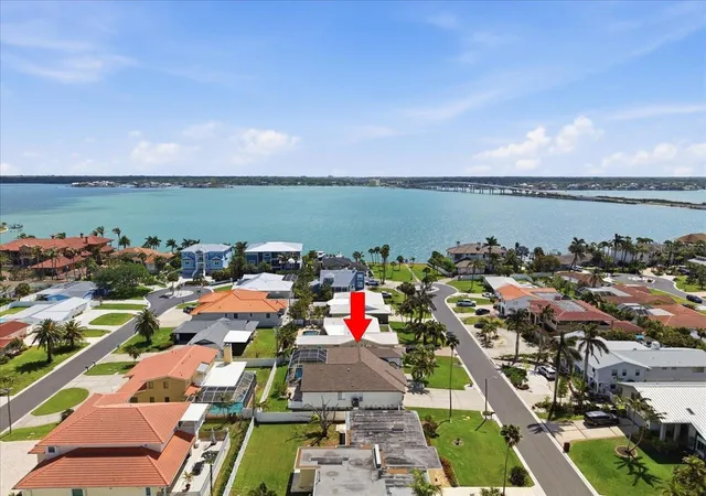 100th image of 109 16th St, Belleair Beach, FL 33786 | MLS# TB8494914