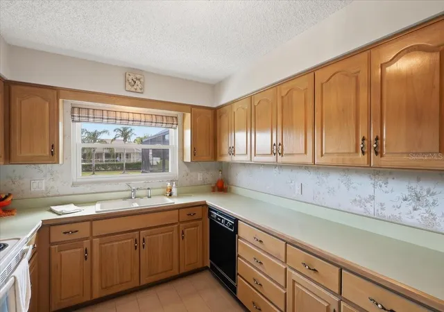 Homes for sale in Palm Coast, FL | 23 Christopher Ct, Palm Coast, FL 32137 | MLS# FC317530