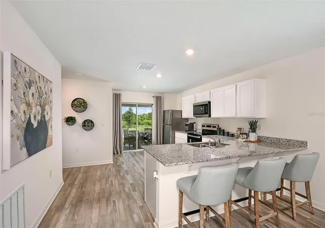 4th image of 2080 Golden Beak Dr, Eagle Lake, FL 33839 | MLS# C7524467