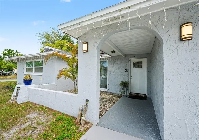 5th image of 11828 Bingham Dr, Port Richey, FL 34668 | MLS# W7884627