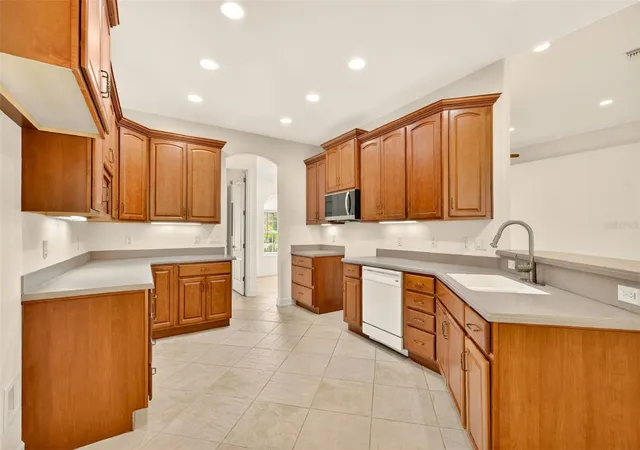 5th image of 42808 Royal Trails Rd, Eustis, FL 32736 | MLS# G5110702