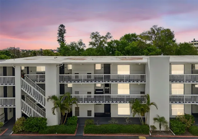 Homes for sale in Belleair Bluffs, FL | 2944 W Bay Dr #106, Belleair Bluffs, FL 33770 | MLS# TB8495009