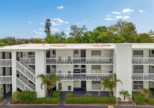Homes for sale in Belleair Bluffs, FL | 2944 W Bay Dr #106, Belleair Bluffs, FL 33770 | MLS# TB8495009