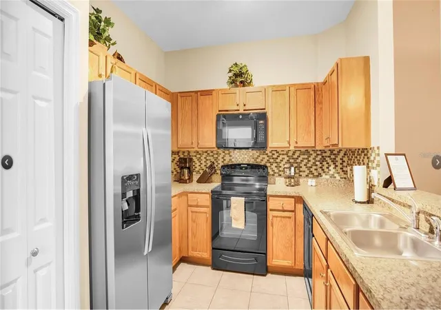 Homes for sale in Kissimmee, FL | 2711 Oakwater Dr #116, Kissimmee, FL 34747 | MLS# O6397075