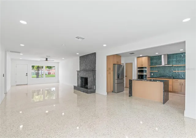 5th image of 123 8Th St, Belleair Beach, FL 33786 | MLS# TB8495031