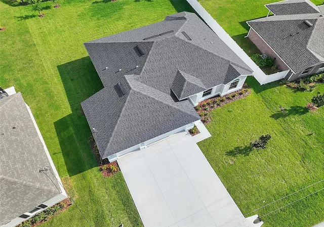 Photo 3 of Single family home for sale at 10 Persimmon Dr, Palm Coast, FL 32164 | MLS# FC317543 | Listing updated on 2026-07-24