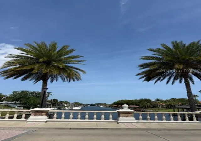 4th image of 73 Old Oak S Dr, Palm Coast, FL 32137 | MLS# FC317545