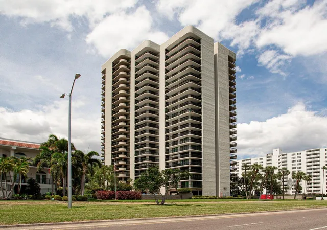 Homes for sale in Tampa, FL | 2413 Bayshore Blvd #201, Tampa, FL 33629 | MLS# TB8495053