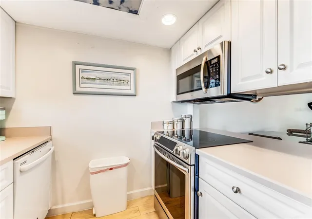 5th image of 935 Ocean Shore Blvd #303, Ormond Beach, FL 32176 | MLS# V4948392