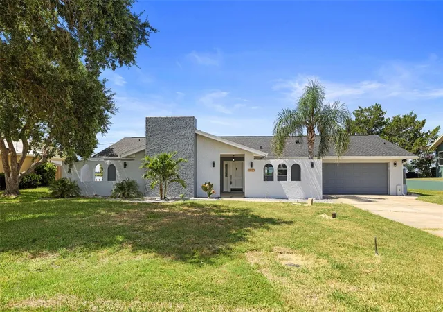 1st image of 11930 W Bayshore Dr, Crystal River, FL 34429 | MLS# W7884640