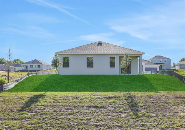 Homes for sale in Tavares, FL | 2920 Supermarine Rd, Tavares, FL 32778 | MLS# G5110720