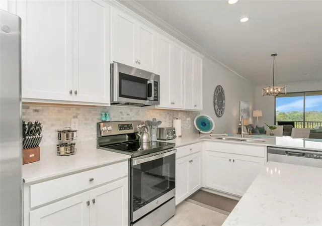 Photo 4 of Condo for sale at 18028 Gawthrop Dr #403, Bradenton, FL 34211 | MLS# A4689228 | Listing updated on 2026-09-13