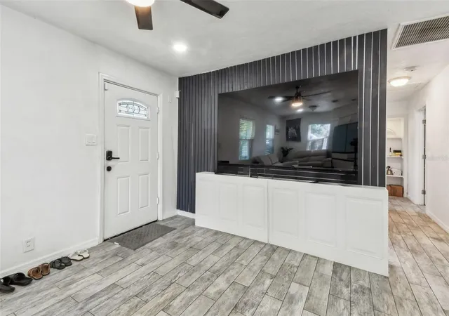 4th image of 4005 W Tyson Ave, Tampa, FL 33611 | MLS# TB8495142