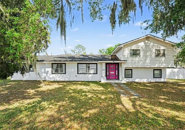 1st image of 3101 S Kings Ave, Brandon, FL 33511 | MLS# TB8495146