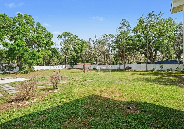 5th image of 3101 S Kings Ave, Brandon, FL 33511 | MLS# TB8495146