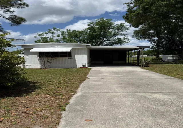 Homes for sale in Zephyrhills, FL | 37021 Pauls Dr, Zephyrhills, FL 33541 | MLS# TB8495164
