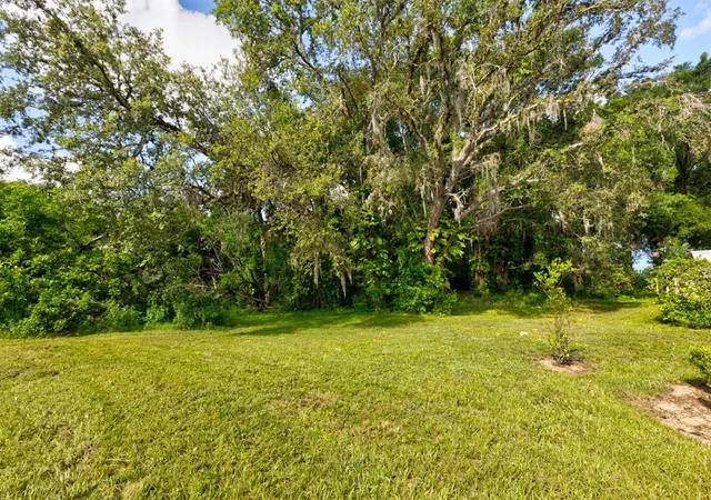Photo 1 of Land for sale at Country Clb Rd, Eustis, FL 32726 | MLS# G5110726 | Listing updated on 2026-10-07