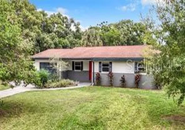 Photo 1 of Single family home for sale at 8923 N Arrawana Ave, Tampa, FL 33614 | MLS# TB8495171 | Listing updated on 2026-06-30