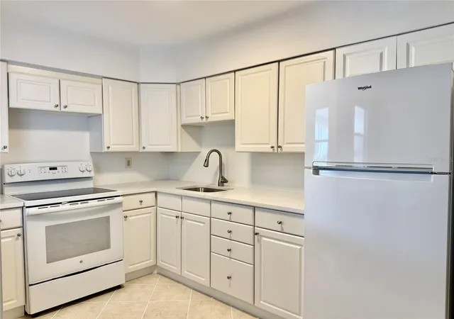2nd image of 2221 Orange Blossom Ln, Bradenton, FL 34207 | MLS# A4689249