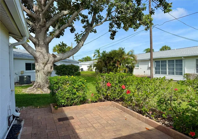4th image of 2221 Orange Blossom Ln, Bradenton, FL 34207 | MLS# A4689249