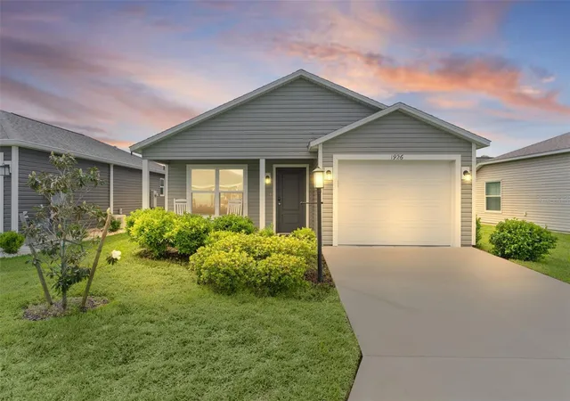 Photo 2 of Single family home for sale at 1926 Hux Ct, Okahumpka, FL 34762 | MLS# G5110732 | Listing updated on 2026-10-09