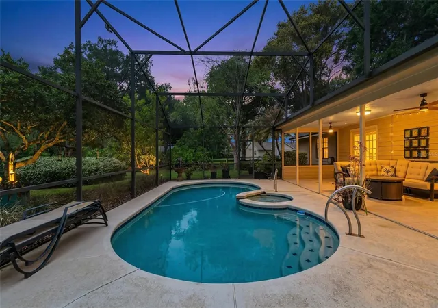 Homes for sale in Winter Garden, FL | 14140 Country Estate Dr, Winter Garden, FL 34787 | MLS# O6397262