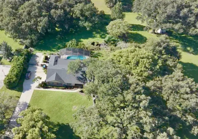 Photo 5 of Single family home for sale at 14140 Country Est Dr, Winter Garden, FL 34787 | MLS# O6397262 | Listing updated on 2026-08-30