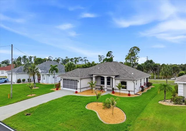2nd image of 828 Rotonda Cir, Rotonda West, FL 33947 | MLS# D6146943